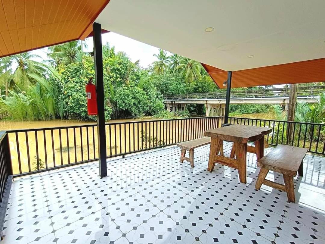 Amantra Homestay & Village Surat Thani Exterior foto